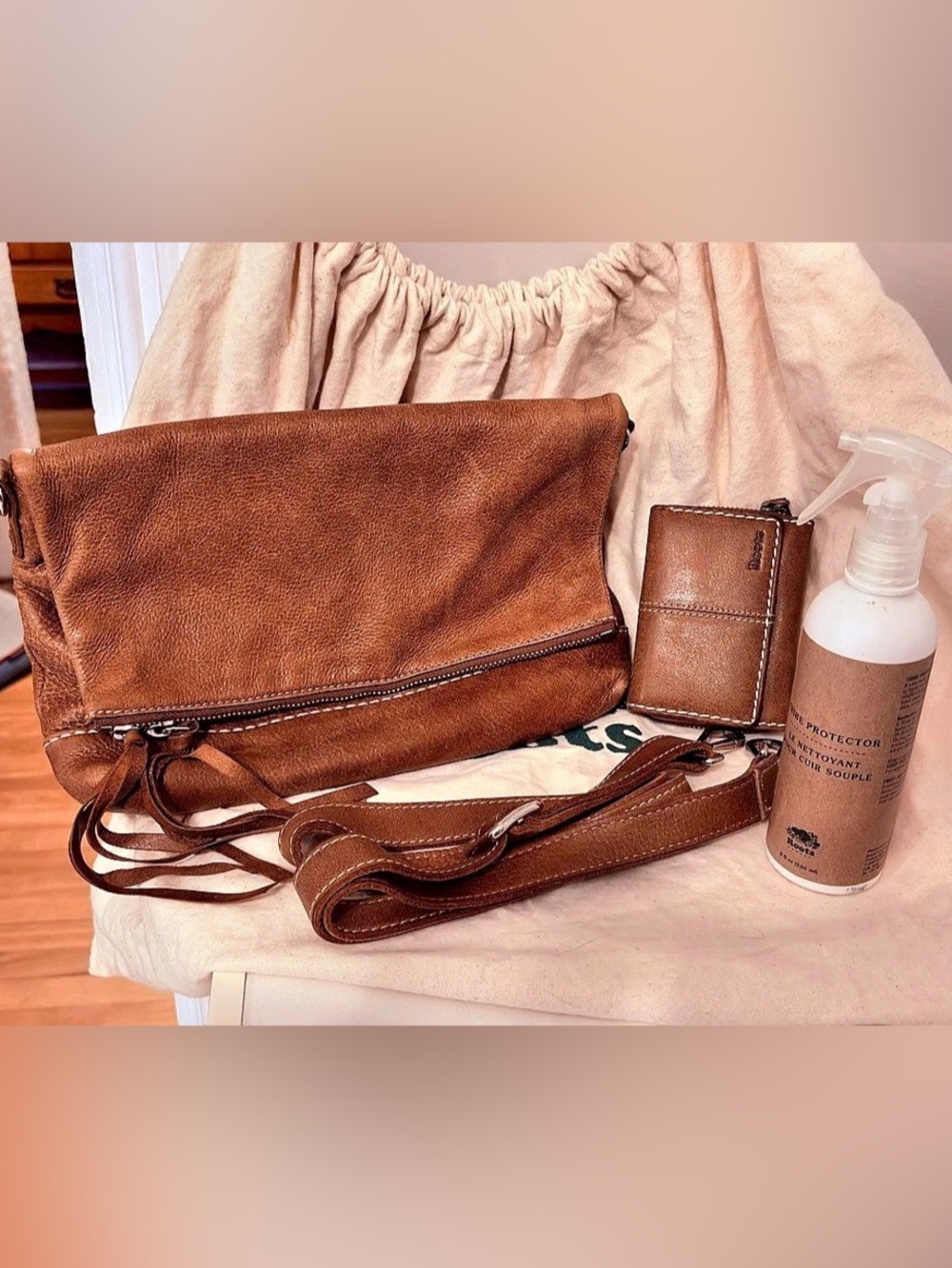 Roots Emma Tribe Leather Bag & Wallet Matching Set - Excellent With Bonus